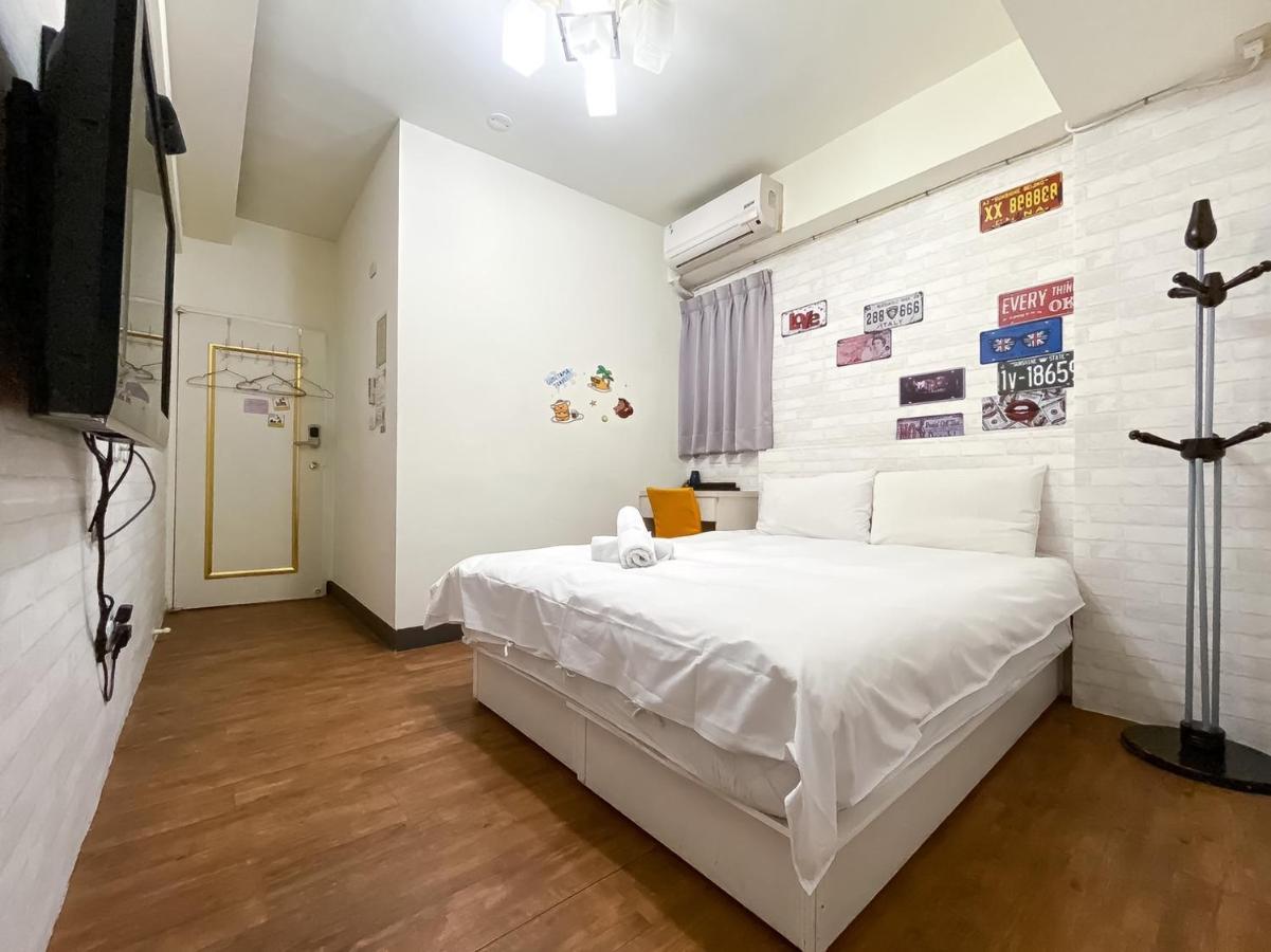 Hotel Fengjia Sleep Taichung Exterior foto